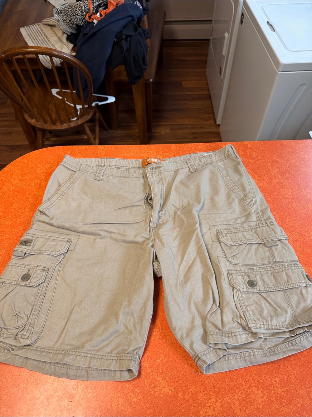 Lee Men's Cargo Shorts in Khaki